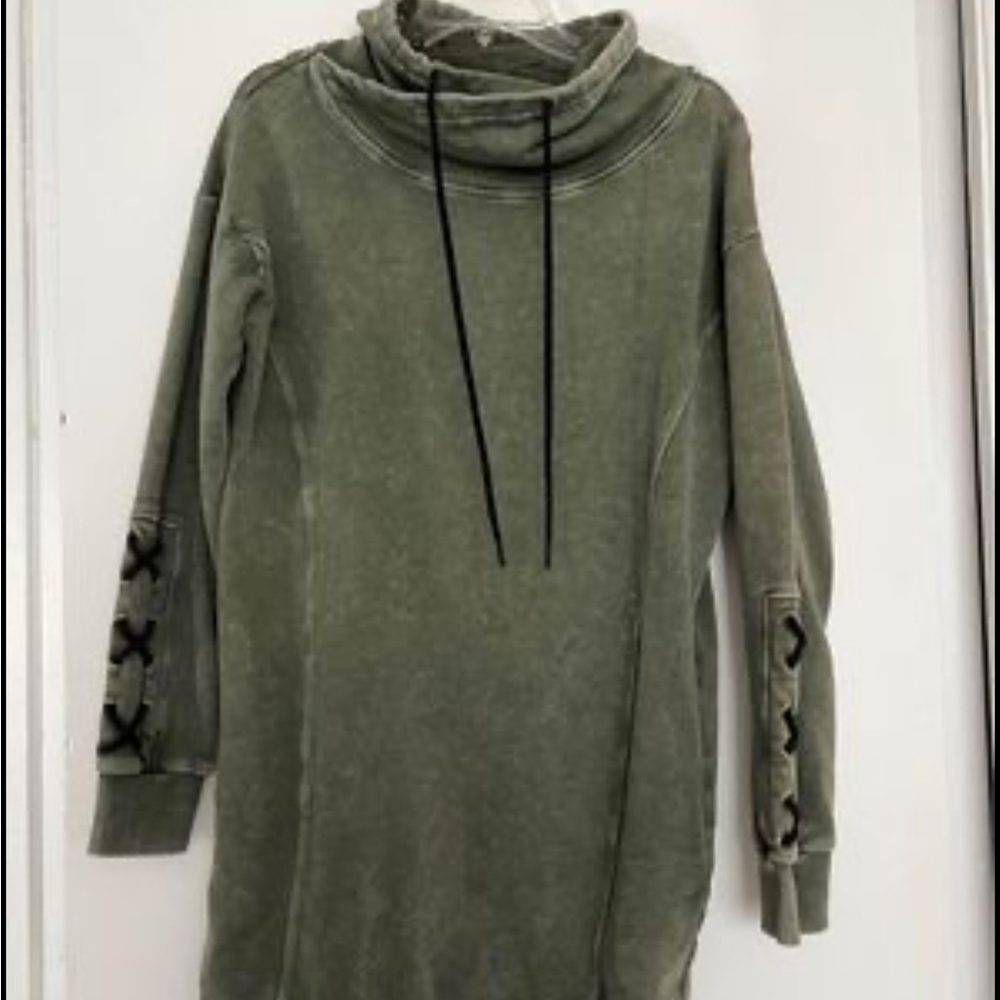 Long Sleeve Green Sweater Dress